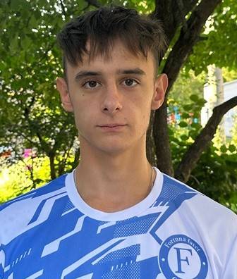 Суворов Артем