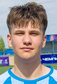 Арутюнов Артём